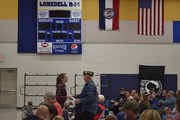 Student honoring vet